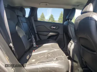 2019 Jeep Cherokee Latitude Plus with VIN 1C4PJMLB8KD233703, listed as a Copart auction lot 54084335 with 45,331 mi miles and Salvage Title. Bid and sale history available at carsss.com. Image 11.