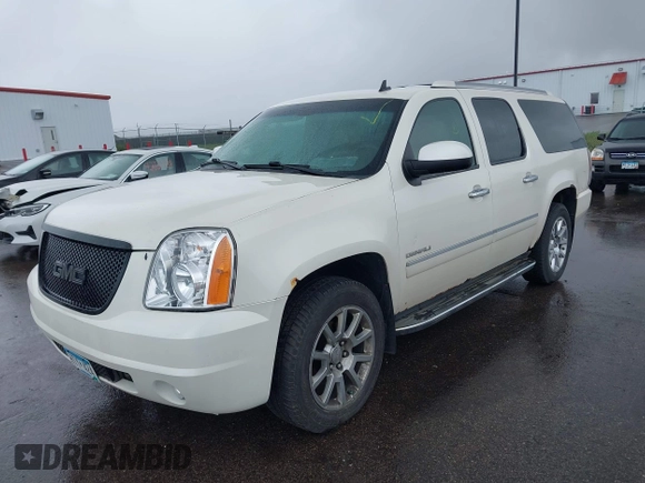2011 GMC Yukon XL Denali z VIN 1GKS2MEF5BR178383, wystawiony jako IAAI lot #42331419 z przebiegiem 247 193 mil mil oraz . Historia ofert i sprzedaży dostępna na DreamBid. Obrazek 19.