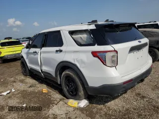 2021 Ford Police Interceptor Utility z VIN 1FM5K8AW7MNA13592, wystawiony jako Copart lot #54770705 z przebiegiem Nie podano mil oraz Tytuł czysty. Historia ofert i sprzedaży dostępna na DreamBid. Obrazek 2.