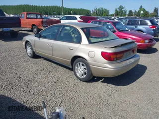2000 Saturn SL с VIN 1G8ZK5277YZ178949, выставлен на аукционе IAAI как лот 42153880 с пробегом 105 203 миль миль и . История ставок и продаж доступна на DreamBid. Изображение 3.