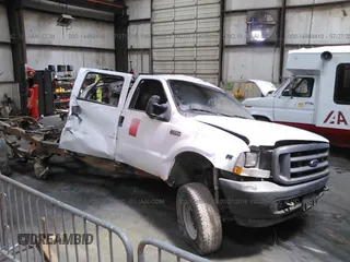 2003 Ford F-350 XL with VIN 1FTSW31SX3EC28622, listed as a IAAI auction lot 14468410 with 171,000 mi miles and . Bid and sale history available at DreamBid. Image 1.