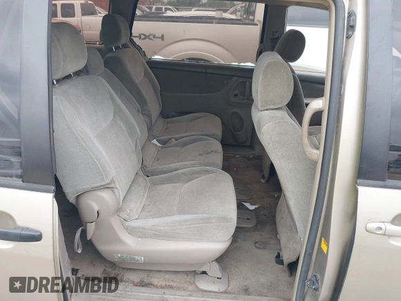 2005 Toyota Sienna CE with VIN 5TDZA23C55S375621, listed as a IAAI auction lot 41921415 with 257,259 mi miles. Bid and sale history available at carsss.com. Image 8.