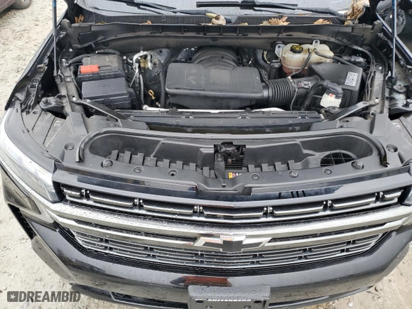 2021 Chevrolet Suburban RST with VIN 1GNSKEKD4MR210450, listed as a Copart auction lot 84372054 with 98,560 mi miles and Salvage Title. Bid and sale history available at carsss.com. Image 12.