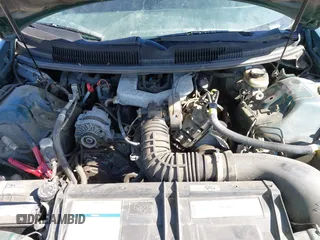 1995 Chevrolet Camaro z VIN 2G1FP22S7S2114586, wystawiony jako IAAI lot #42250390 z przebiegiem 172 124 mil mil oraz . Historia ofert i sprzedaży dostępna na DreamBid. Obrazek 10.