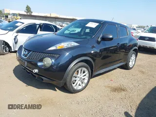 2014 Nissan Juke S with VIN JN8AF5MR5ET353160, listed as a IAAI auction lot 42487786 with Not provided miles and . Bid and sale history available at DreamBid. Image 2.