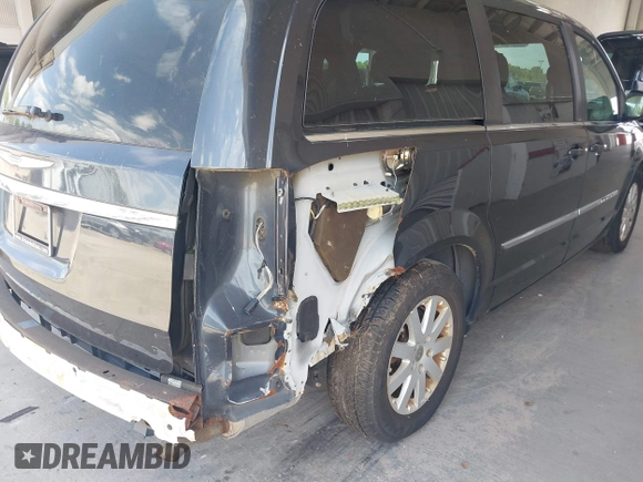 2014 Chrysler Town & Country Touring с VIN 2C4RC1BG0ER218290, выставлен на аукционе IAAI как лот 42498952 с пробегом 141 915 миль миль и . История ставок и продаж доступна на DreamBid. Изображение 6.