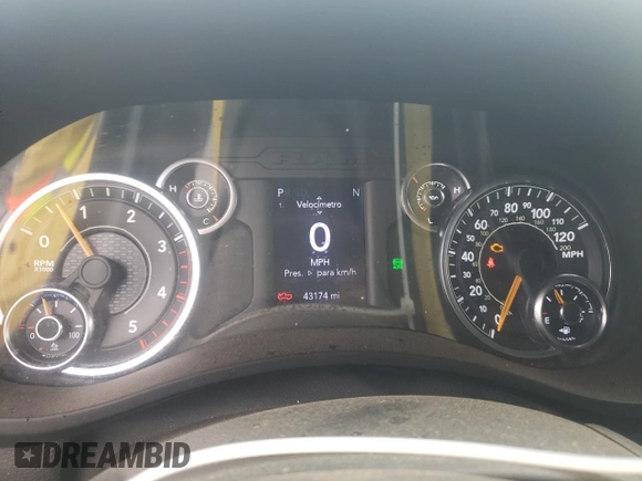 2022 Ram 3500 Tradesman z VIN 3C7WRTCL7NG200239, wystawiony jako Copart lot #55245305 z przebiegiem 43 174 mil mil oraz Szkoda całkowita • Salvage title. Historia ofert i sprzedaży dostępna na DreamBid. Obrazek 9.