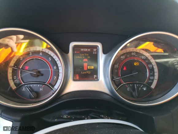 2013 Dodge Journey SE with VIN 3C4PDCAB4DT502863, listed as a Copart auction lot 81704804 with 181,528 mi miles and Clean Title. Bid and sale history available at carsss.com. Image 9.
