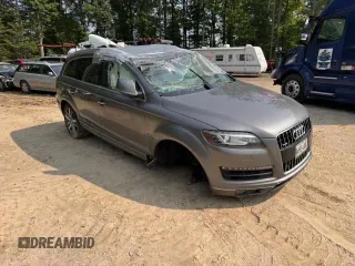 2013 Audi Q7 Premium Plus z VIN WA1LGAFE1DD003337, wystawiony jako Copart lot #61694855 z przebiegiem Nie podano mil oraz Czysty tytuł • Clean title. Historia ofert i sprzedaży dostępna na DreamBid. Obrazek 1.