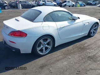 2015 BMW Z4 sDrive35i with VIN WBALM7C56FJ799025, listed as a IAAI auction lot 42707903 with 139,767 mi miles and . Bid and sale history available at DreamBid. Image 4.