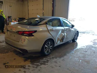 2021 Nissan Versa SV with VIN 3N1CN8EV7ML836403, listed as a IAAI auction lot 41640494 with 75,131 mi miles and . Bid and sale history available at DreamBid. Image 4.