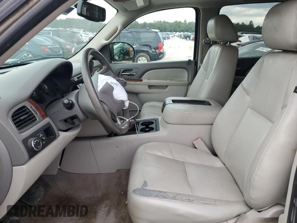 2014 Chevrolet Suburban LT with VIN 1GNSCJE03ER108444, listed as a Copart auction lot 66080644 with 181,519 mi miles and Salvage Title. Bid and sale history available at carsss.com. Image 7.