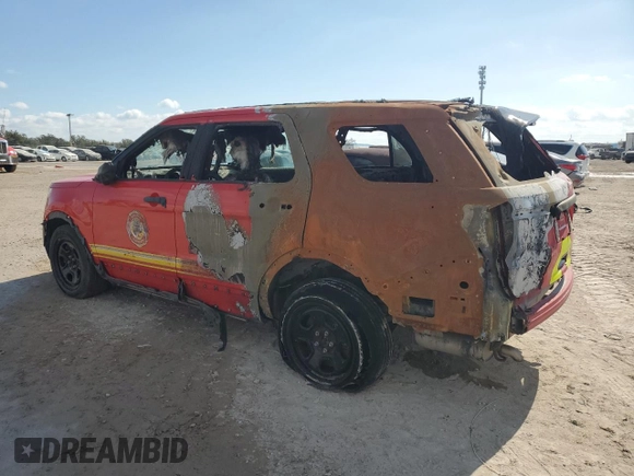 2018 Ford Police Interceptor Utility с VIN 1FM5K8AR7JGB60571, выставлен на аукционе Copart как лот 44614705 с пробегом Не указан миль и На запчасти • Non repairable. История ставок и продаж доступна на DreamBid. Изображение 2.