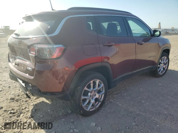 2022 Jeep Compass Latitude Lux with VIN 3C4NJDFB2NT221516, listed as a Copart auction lot 45726005 with 16,953 mi miles and Salvage title. Bid and sale history available at DreamBid. Image 3.