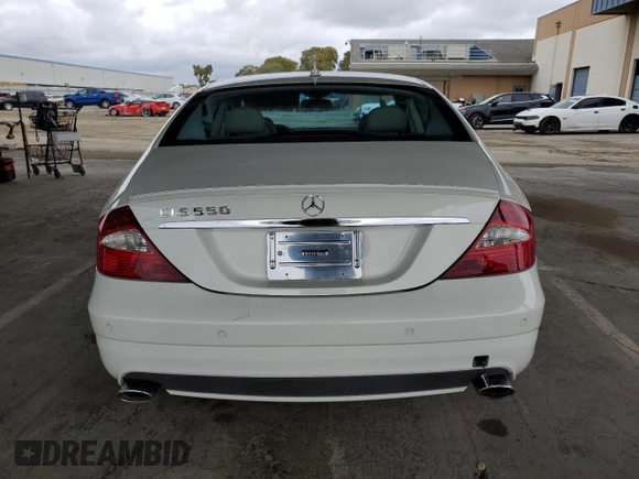 2008 Mercedes-Benz CLS 550 z VIN WDDDJ72X08A122483, wystawiony jako Copart lot #47676375 z przebiegiem 34 818 mil mil oraz Szkoda całkowita • Salvage title. Historia ofert i sprzedaży dostępna na DreamBid. Obrazek 6.