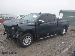 2019 Chevrolet Silverado 1500 LT with VIN 1GCRYDEDXKZ359924, listed as a IAAI auction lot 41463919 with 66,326 mi miles. Bid and sale history available at carsss.com. Image 15.