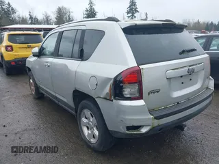 2014 Jeep Compass Latitude with VIN 1C4NJCEAXED522723, listed as a IAAI auction lot 41907230 with 98,252 mi miles. Bid and sale history available at carsss.com. Image 3.