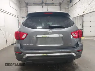 2017 Nissan Pathfinder SV with VIN 5N1DR2MM1HC668654, listed as a IAAI auction lot 42500600 with 71,434 mi miles and . Bid and sale history available at DreamBid. Image 16.