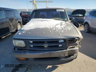 1995 Mazda B-Series 2WD Truck SE with VIN 4F4CR16U6STM30630, listed as a Copart auction lot 88343435 with 191,205 mi miles and Salvage Title. Bid and sale history available at carsss.com. Image 5.