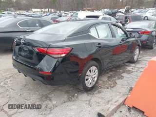 2025 Nissan Sentra S z VIN 3N1AB8BV7SY218700, wystawiony jako IAAI lot #41264762 z przebiegiem 11 055 mil mil oraz . Historia ofert i sprzedaży dostępna na DreamBid. Obrazek 4.