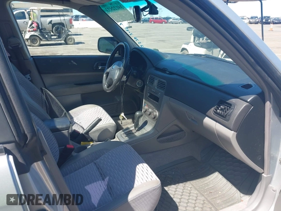 2004 Subaru Forester XS z VIN JF1SG65664H767708, wystawiony jako IAAI lot #40017898 z przebiegiem 54 842 mil mil oraz . Historia ofert i sprzedaży dostępna na DreamBid. Obrazek 5.