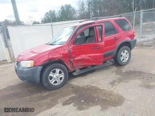 2002 Ford Escape XLT Choice with VIN 1FMYU03192KD83290, listed as a IAAI auction lot 41719117 with 179,056 mi miles. Bid and sale history available at carsss.com. Image 2.