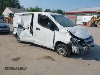 2015 Chevrolet City Express Cargo LS z VIN 3N63M0YN0FK701430, wystawiony jako IAAI lot #42425837 z przebiegiem 109 938 mil mil oraz . Historia ofert i sprzedaży dostępna na DreamBid. Obrazek 1.