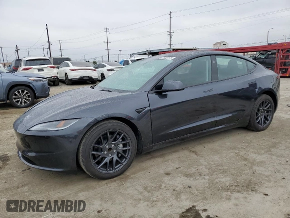 2024 Tesla Model 3 z VIN 5YJ3E1EA8RF744353, wystawiony jako Copart lot #50660175 z przebiegiem 2424 mil mil oraz Szkody całkowita. Historia ofert i sprzedaży dostępna na DreamBid. Obrazek 1.