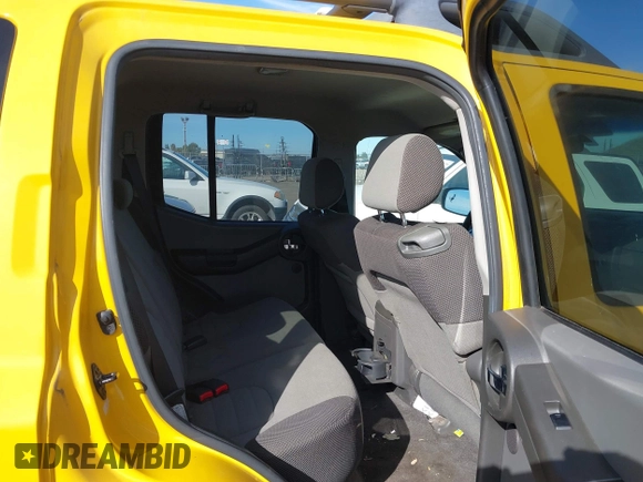 2005 Nissan Xterra S with VIN 5N1AN08U05C628803, listed as a IAAI auction lot 41525766 with 170,539 mi miles. Bid and sale history available at carsss.com. Image 8.
