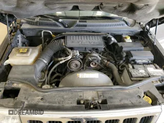 2010 Jeep Commander Sport z VIN 1J4RG4GK9AC158400, wystawiony jako Copart lot #53497035 z przebiegiem 153 309 mil mil oraz Nie do naprawy • Non repairable. Historia ofert i sprzedaży dostępna na DreamBid. Obrazek 12.