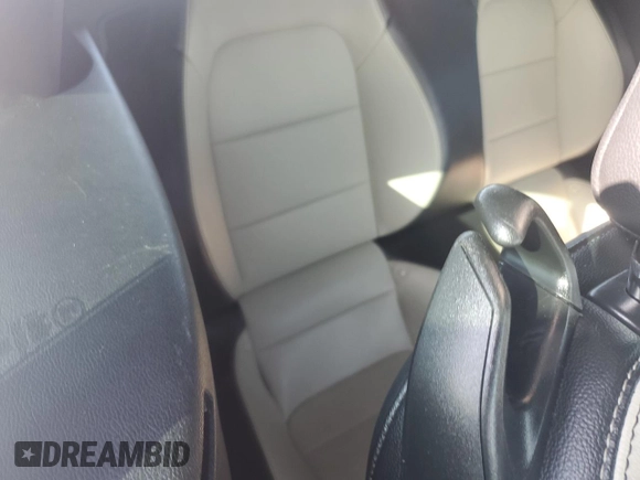 2017 Ford Mustang EcoBoost Premium с VIN 1FATP8UH4H5296037, выставлен на аукционе Copart как лот 61166595 с пробегом 50 282 миль миль и Списание • Salvage title. История ставок и продаж доступна на DreamBid. Изображение 10.