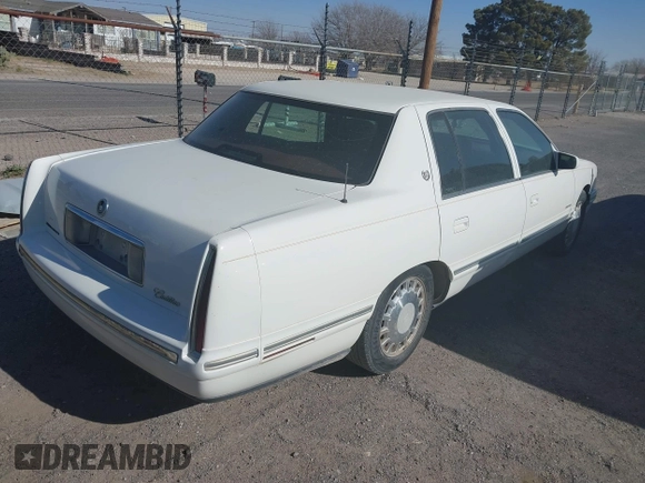 1999 Cadillac DeVille z VIN 1G6KD54Y6XU728681, wystawiony jako IAAI lot #41362191 z przebiegiem 163 540 mil mil oraz . Historia ofert i sprzedaży dostępna na DreamBid. Obrazek 4.
