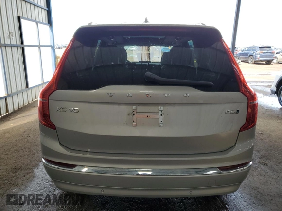 2025 Volvo XC90 Core с VIN YV4M12PJ3S1335224, выставлен на аукционе Copart как лот 51190285 с пробегом 5 494 миль миль и Чистый • Clean title. История ставок и продаж доступна на DreamBid. Изображение 6.