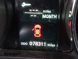 2017 Mitsubishi Outlander ES z VIN JA4AP3AU5HZ027103, wystawiony jako IAAI lot #42125465 z przebiegiem 78 311 mil mil oraz . Historia ofert i sprzedaży dostępna na DreamBid. Obrazek 16.