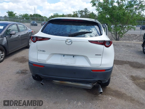 2020 Mazda CX-30 with VIN 3MVDMABL2LM112138, listed as a IAAI auction lot 41951044 with Not Provided miles. Bid and sale history available at carsss.com. Image 15.