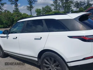 2018 Land Rover Range Rover Velar R-Dynamic SE z VIN SALYL2RN6JA758868, wystawiony jako IAAI lot #42378594 z przebiegiem 104 767 mil mil oraz . Historia ofert i sprzedaży dostępna na DreamBid. Obrazek 14.