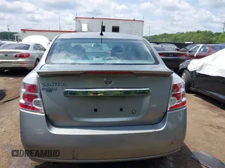 2011 Nissan Sentra SR z VIN 3N1AB6AP4BL609002, wystawiony jako IAAI lot #42424892 z przebiegiem 217 563 mil mil oraz . Historia ofert i sprzedaży dostępna na DreamBid. Obrazek 16.