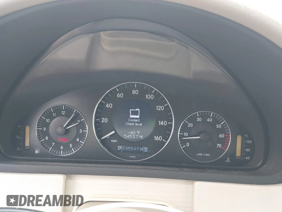 2005 Mercedes-Benz CLK 500 with VIN WDBTK75GX5T045909, listed as a IAAI auction lot 41173758 with 195,597 mi miles and . Bid and sale history available at DreamBid. Image 7.