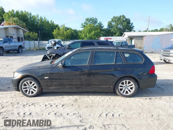 2006 BMW 3 Series 325xi with VIN WBAVT13556KW23134, listed as a IAAI auction lot 42722509 with Not provided miles and . Bid and sale history available at DreamBid. Image 14.