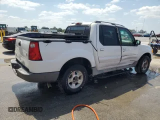 2002 Ford Explorer Sport Trac Value with VIN 1FMZU67E42UD15004, listed as a Copart auction lot 54129135 with 129,952 mi miles and Salvage title. Bid and sale history available at DreamBid. Image 3.
