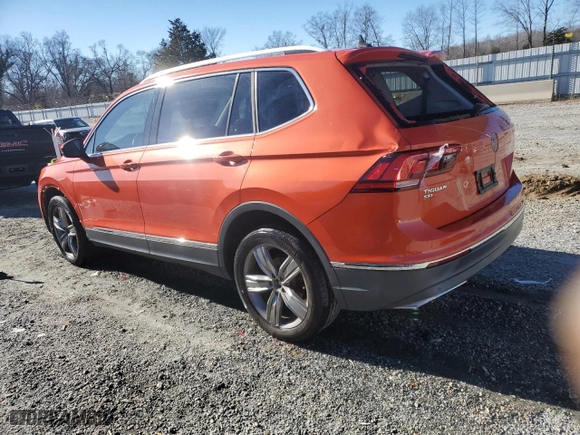 2018 Volkswagen Tiguan SEL Premium with VIN 3VV5B7AX3JM123571, listed as a Copart auction lot 86629694 with 122,904 mi miles and Salvage Title. Bid and sale history available at carsss.com. Image 2.