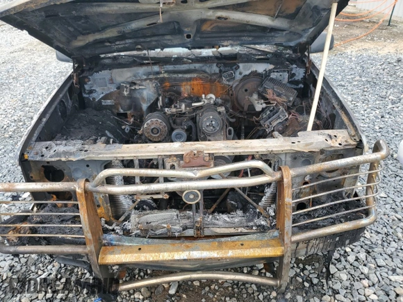 1999 GMC Yukon with VIN 1GKEK13R8XJ723636, listed as a Copart auction lot 64458594 with 0 mi miles and Non Repairable. Bid and sale history available at carsss.com. Image 12.