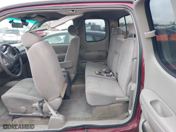 2002 Toyota Tundra SR5 with VIN 5TBRT34172S291804, listed as a IAAI auction lot 41560430 with 195,862 mi miles. Bid and sale history available at carsss.com. Image 8.