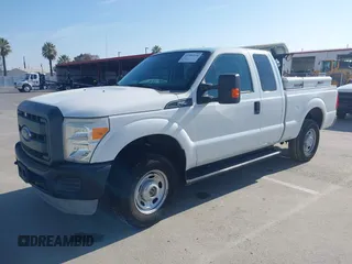 2013 Ford F-250 XL with VIN 1FT7X2B63DEB35361, listed as a IAAI auction lot 41396136 with 141,342 mi miles and . Bid and sale history available at DreamBid. Image 17.