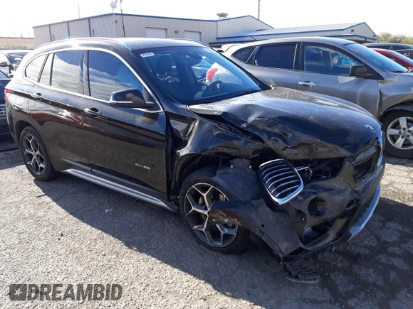 2018 BMW X1 xDrive28i with VIN WBXHT3C34J5K28026, listed as a Copart auction lot 73421382 with 54,327 mi miles. Bid and sale history available at carsss.com. Image 4.