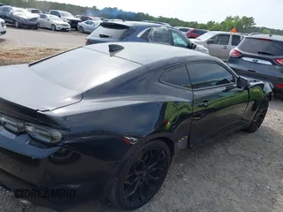 2019 Chevrolet Camaro 1LT z VIN 1G1FA1RX1K0127249, wystawiony jako IAAI lot #42240323 z przebiegiem 69 945 mil mil oraz . Historia ofert i sprzedaży dostępna na DreamBid. Obrazek 14.