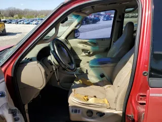 2002 Ford Expedition Eddie Bauer with VIN 1FMRU17L12LA15329, listed as a Copart auction lot 48849985 with 240,262 mi miles and Salvage title. Bid and sale history available at DreamBid. Image 7.