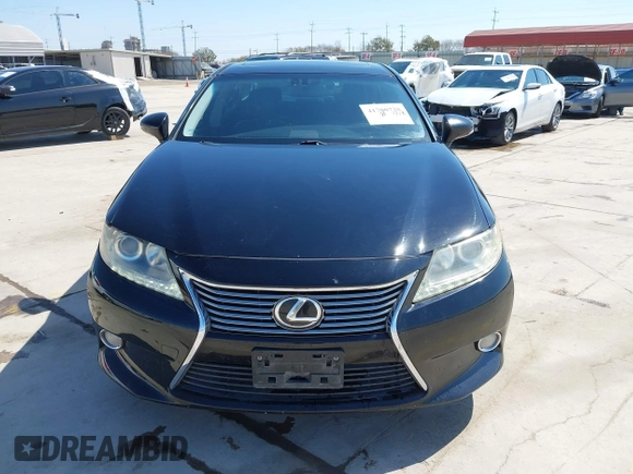 2013 Lexus ES 4dr Sdn with VIN JTHBK1GG8D2029265, listed as a IAAI auction lot 41700728 with 166,804 mi miles. Bid and sale history available at carsss.com. Image 12.
