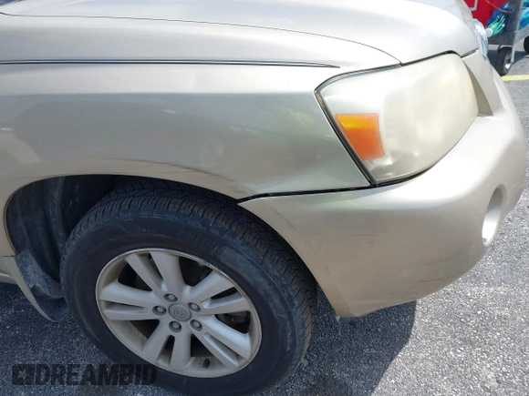 2007 Toyota Highlander Hybrid with VIN JTEHW21A970038823, listed as a IAAI auction lot 42095127 with 193,211 mi miles. Bid and sale history available at carsss.com. Image 12.