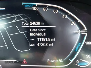 2021 BMW X5 xDrive45e with VIN 5UXTA6C04M9D34382, listed as a IAAI auction lot 42080996 with 24,638 mi miles and . Bid and sale history available at DreamBid. Image 15.